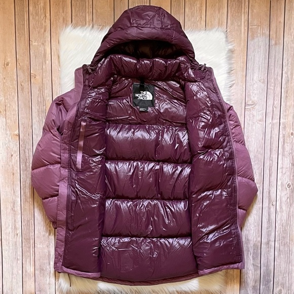 The North Face Women’s Nuptse Belted Mid Jacket - Picture 6 of 10